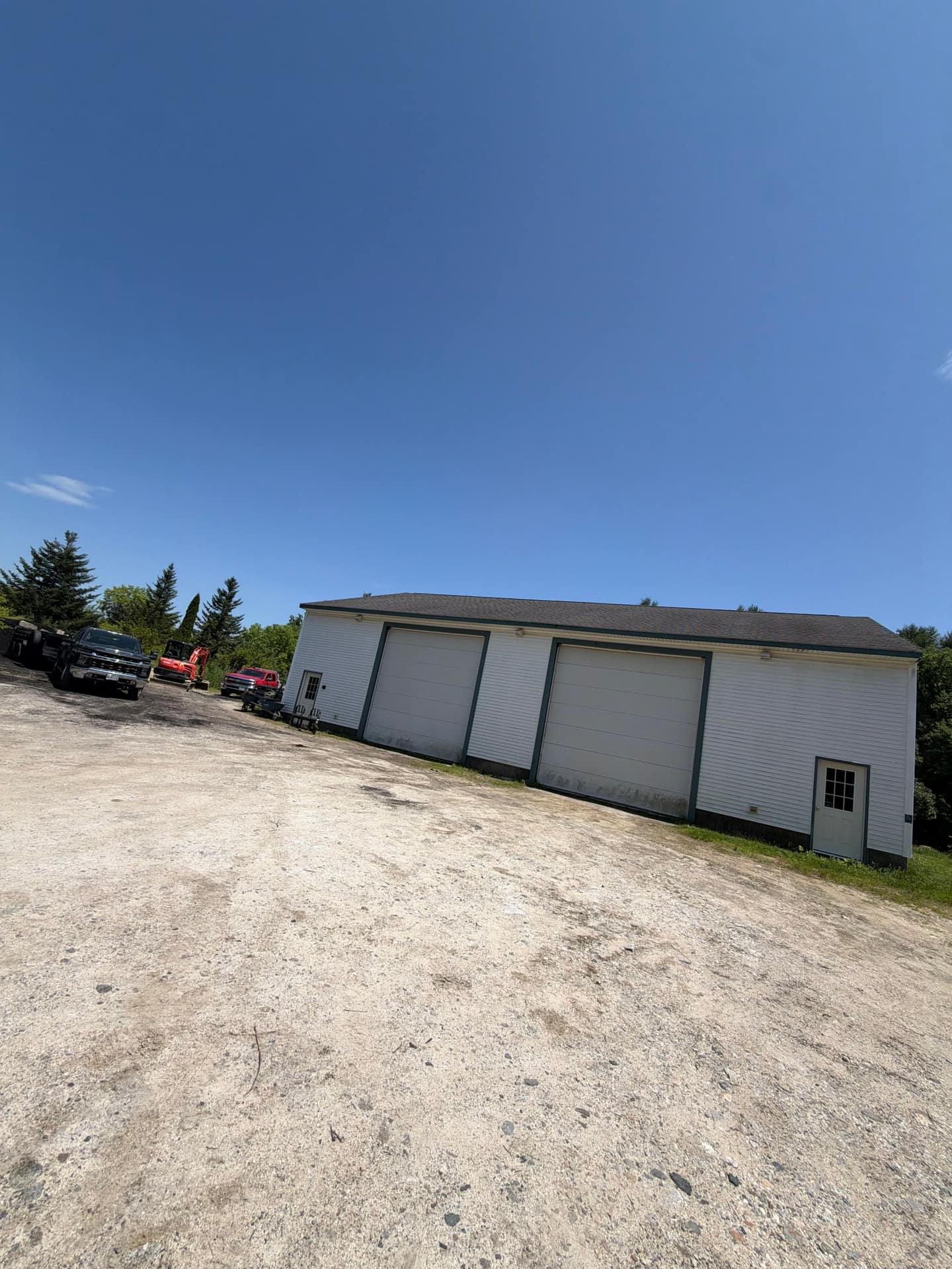 Expert Lawn & Landscape equipment staged at the Cumberland shop